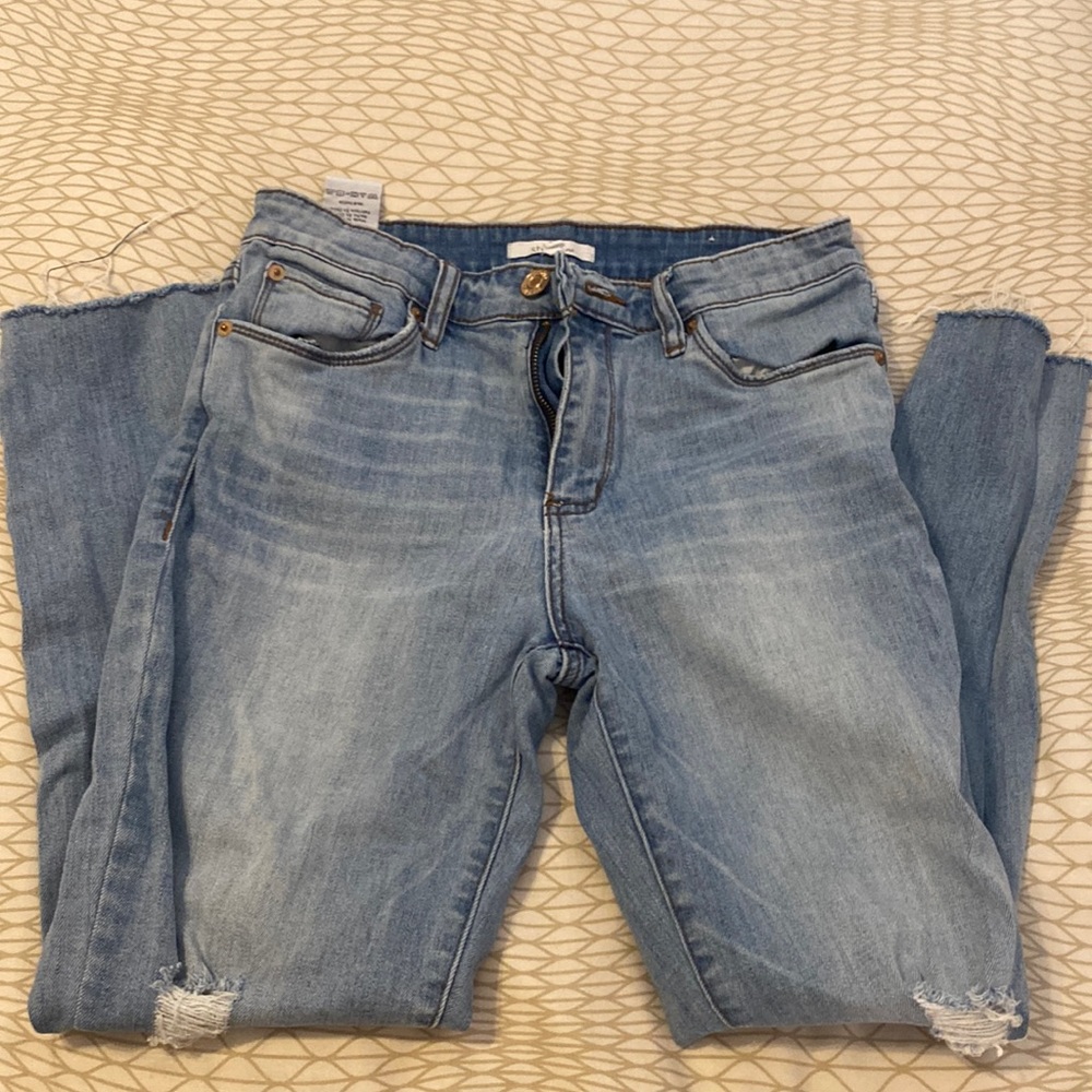 STS distressed jeans Sz 28